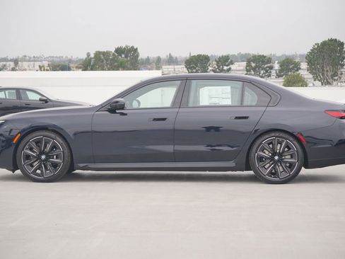 New 2026 BMW 760i xDrive image 4