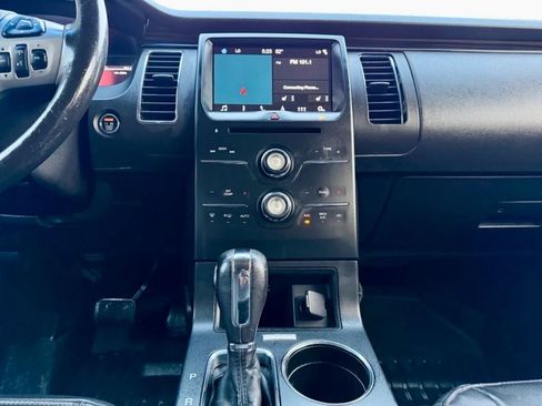 Used 2016 Ford Flex SEL image 12