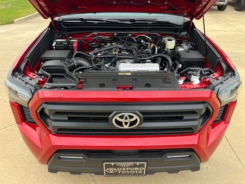 New 2026 Toyota Tacoma SR5 image 18
