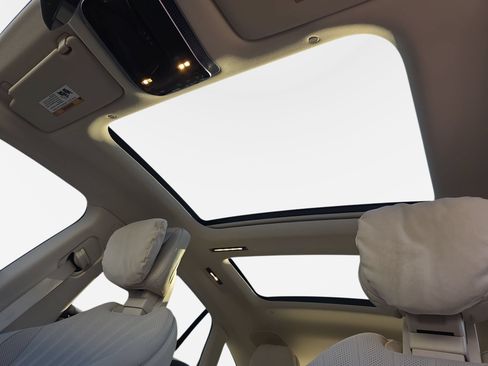 Certified 2022 Mercedes-Benz EQS 450+ Sedan image 29