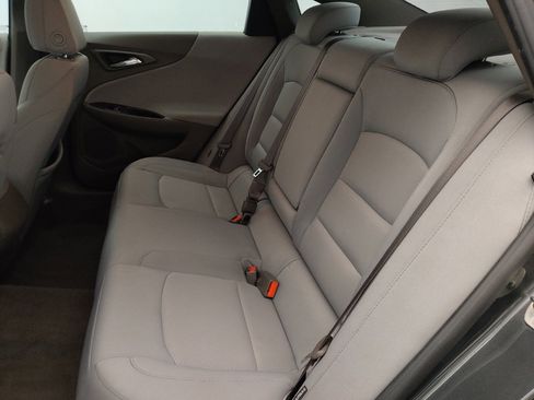Used 2017 Chevrolet Malibu LS FWD image 18