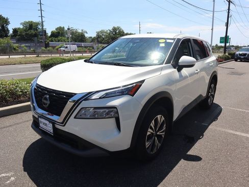 Certified 2023 Nissan Rogue SV AWD/4WD image 9