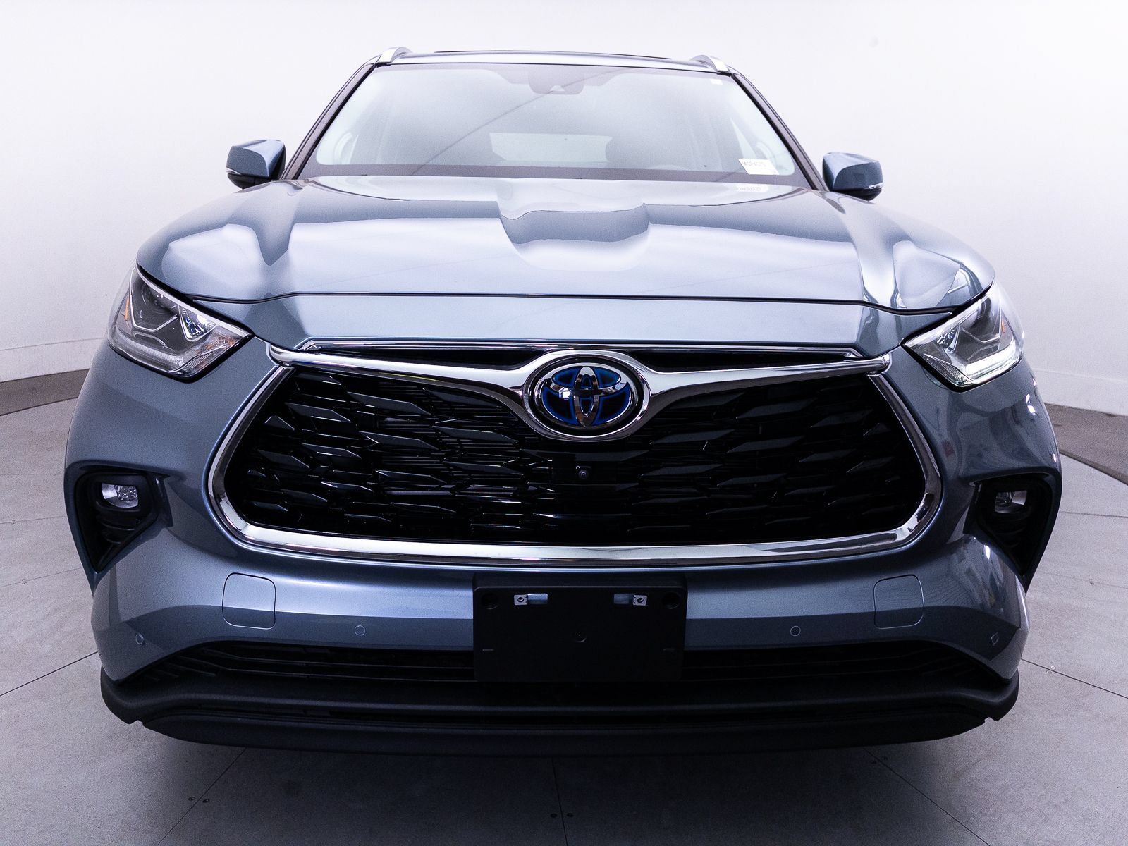 Used 2023 Toyota Highlander Limited AWD/4WD image 16