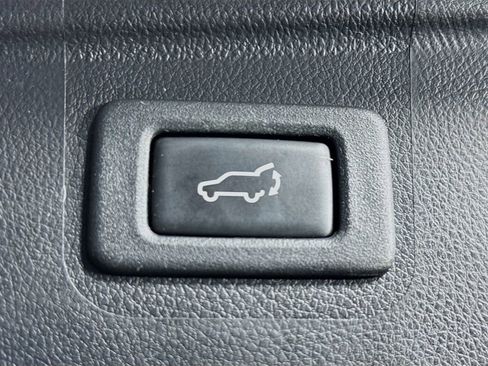 Used 2015 Subaru Outback 2.5i Limited image 32