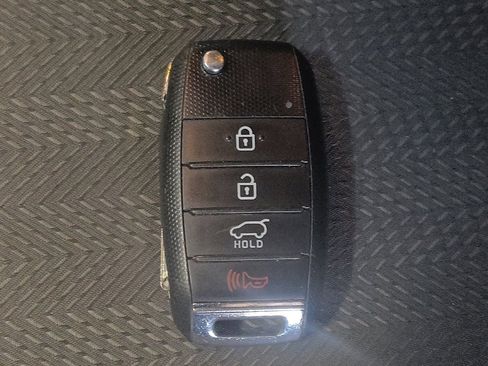 Used 2020 Kia Sportage LX FWD image 32