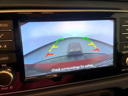 Used 2025 Nissan Versa SV FWD image 21