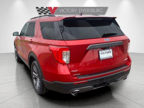 Used 2023 Ford Explorer XLT w/ Equipment Group 202A image 6