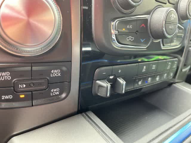 Used 2018 RAM 1500 Sport w/ Hydro Blue Sport Package AWD/4WD image 30