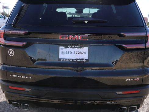 New 2026 GMC Acadia AT4 w/ Luxury Package image 6