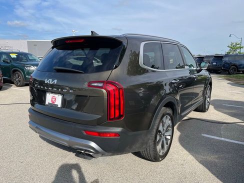 Used 2022 Kia Telluride S AWD/4WD image 7
