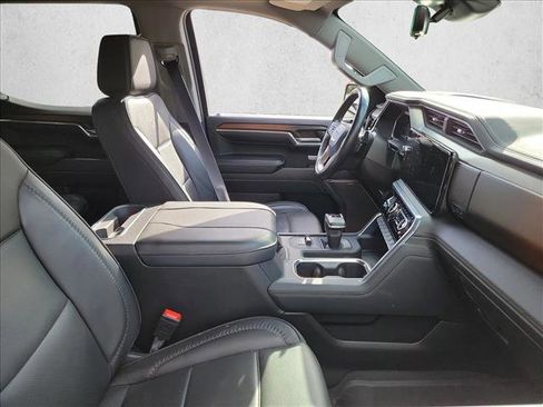 Used 2024 GMC Sierra 1500 Denali AWD/4WD image 16