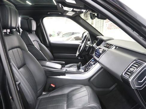 Used 2018 Land Rover Range Rover Sport HSE Dynamic image 14