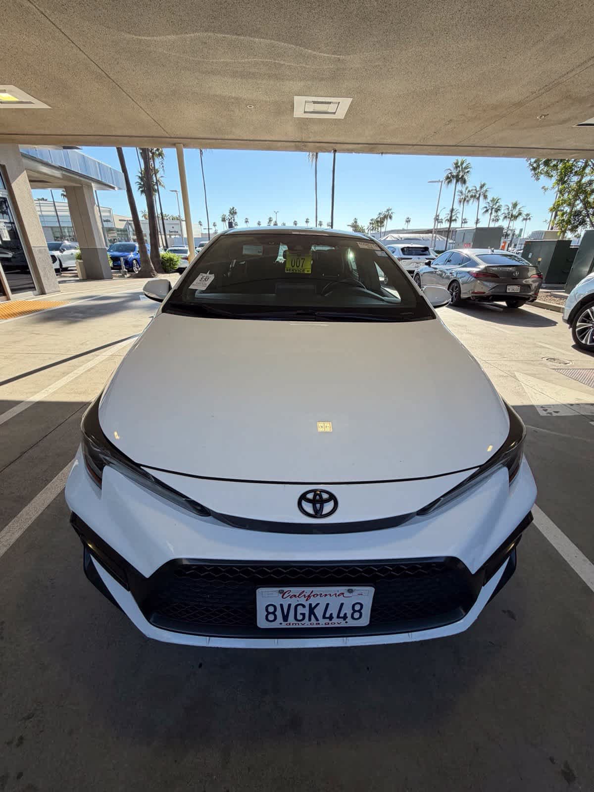 Used 2021 Toyota Corolla SE w/ Carpet Mat Package (TMS) FWD image 2