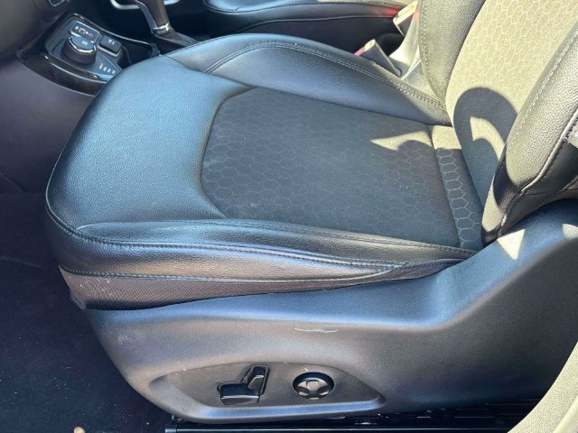 Used 2021 Jeep Compass Latitude AWD/4WD image 6