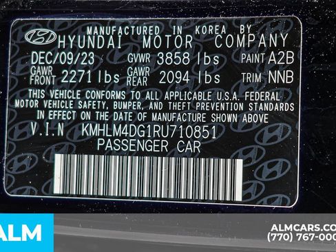 Used 2024 Hyundai Elantra SEL FWD image 56