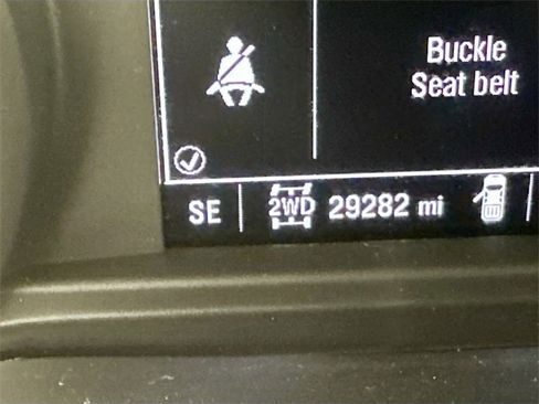 Used 2023 Chevrolet Silverado 1500 Custom image 15