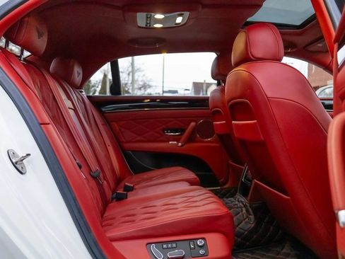 Used 2015 Bentley Flying Spur V8 image 59