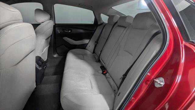 Used 2025 Honda Accord SE image 18