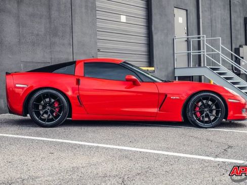 Used 2013 Chevrolet Corvette Z06 image 14