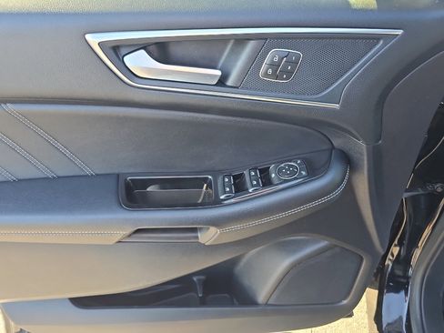 Used 2018 Ford Edge Sport w/ Equipment Group 401A AWD/4WD image 18