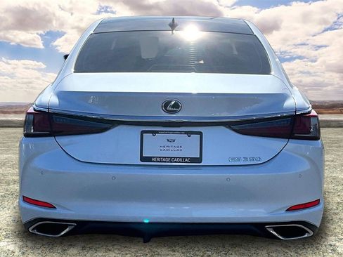 Used 2025 Lexus ES 350 Ultra Luxury w/ Accessory Package (Z2) image 6