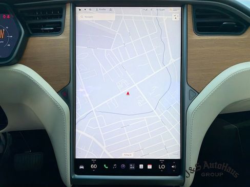 Used 2020 Tesla Model X Long Range AWD/4WD image 18