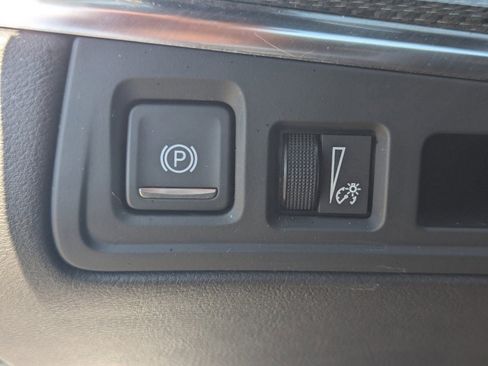 Used 2022 Cadillac XT5 Sportv AWD/4WD image 33