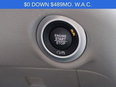 Used 2024 Chrysler Voyager LX image 33