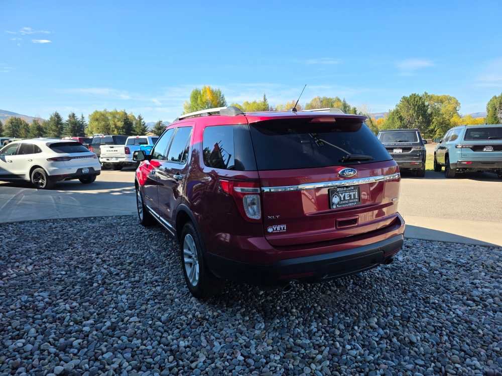 Used 2014 Ford Explorer XLT w/ Equipment Group 202A AWD/4WD image 7