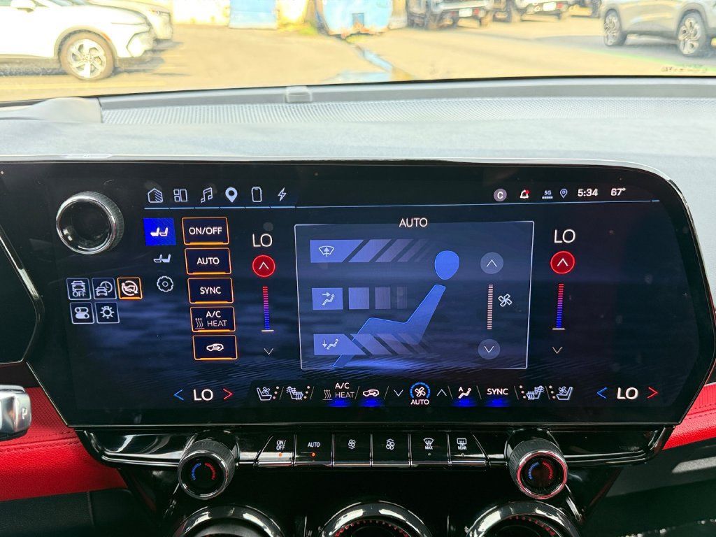 Used 2024 Chevrolet Blazer EV RS AWD/4WD image 17