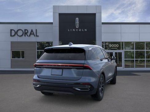 New 2026 Lincoln Nautilus Premier AWD/4WD image 8