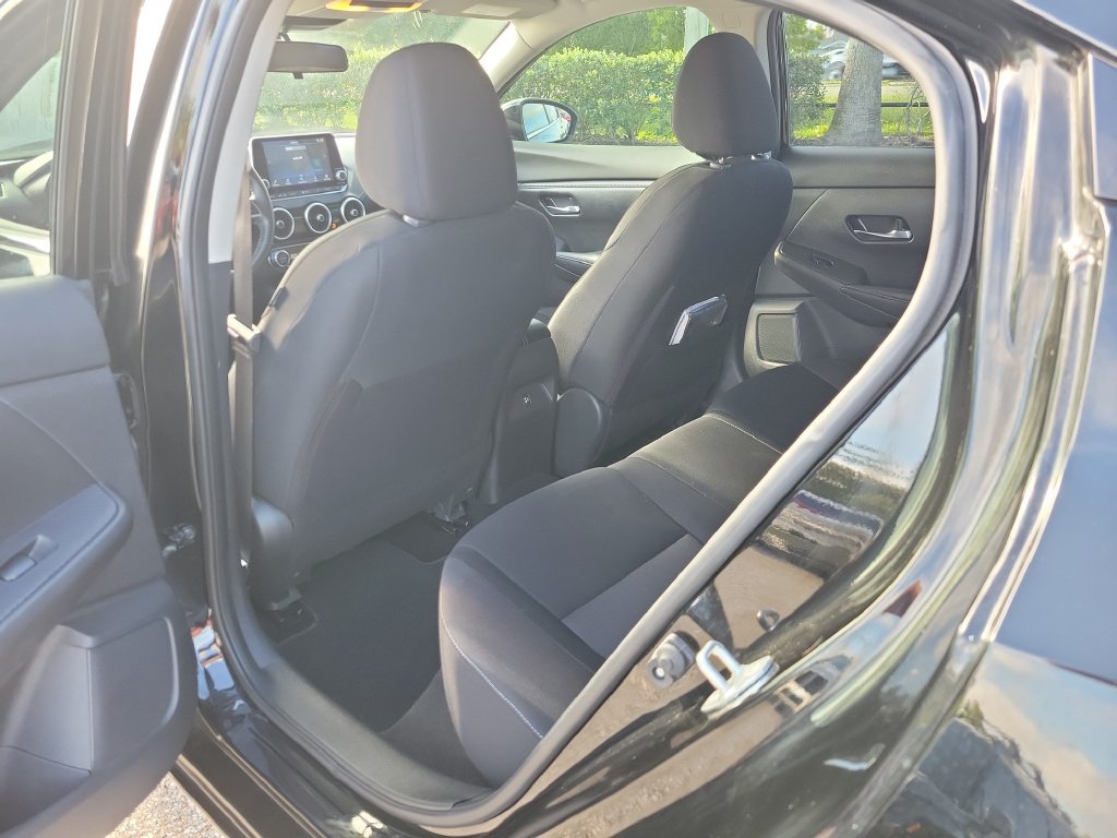 Certified 2023 Nissan Sentra SV w/ All-Weather Package FWD image 9