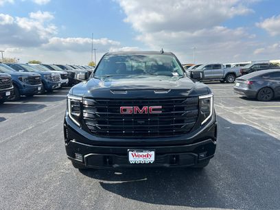 New 2026 GMC Sierra 1500 Elevation w/ Elevation Premium Package
