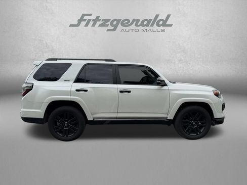 Used 2019 Toyota 4Runner Limited AWD/4WD image 9