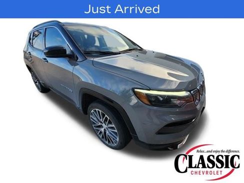Used 2023 Jeep Compass Limited w/ Elite Group image 1