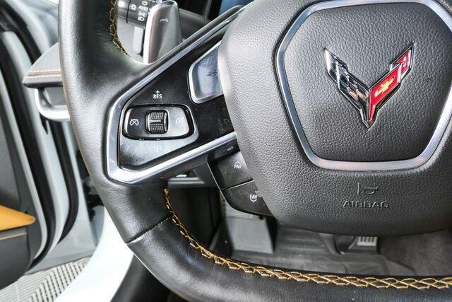 Used 2022 Chevrolet Corvette Stingray Preferred Conv w/ Z51 Performance Package RWD image 11
