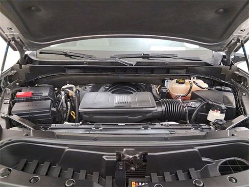 Used 2022 GMC Yukon SLE w/ Gmc Pro Safety Plus Package image 11