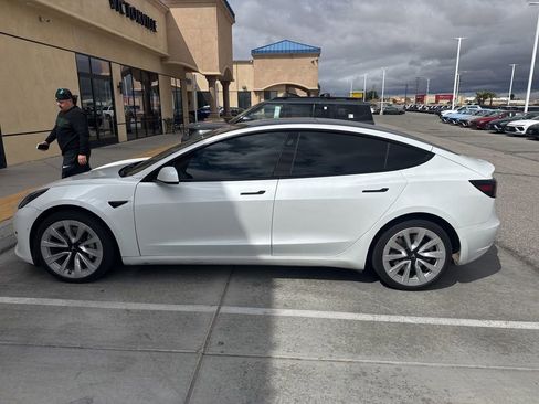 Used 2022 Tesla Model 3 Long Range image 5