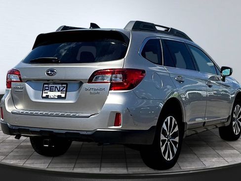 Used 2016 Subaru Outback 3.6R Limited AWD/4WD image 6