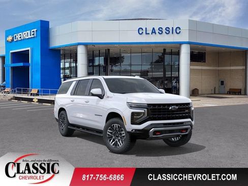 New 2026 Chevrolet Suburban Z71 w/ Comfort Package AWD/4WD image 1