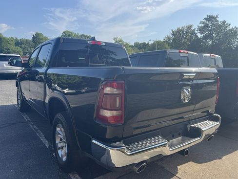 Used 2020 RAM 1500 Laramie AWD/4WD image 9