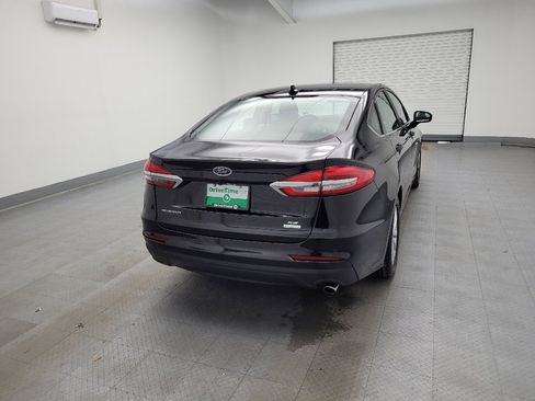 Used 2020 Ford Fusion SE image 7