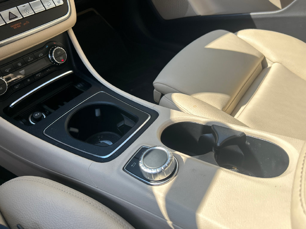 Used 2018 Mercedes-Benz GLA 250 4MATIC image 18