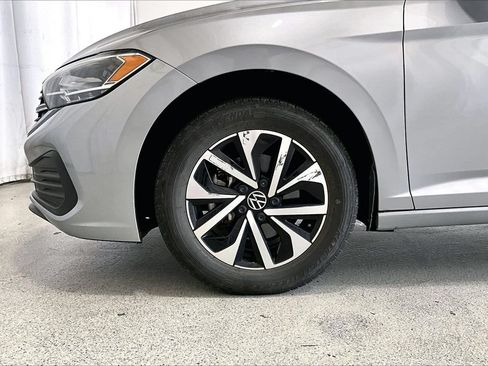 Used 2024 Volkswagen Jetta S FWD image 6