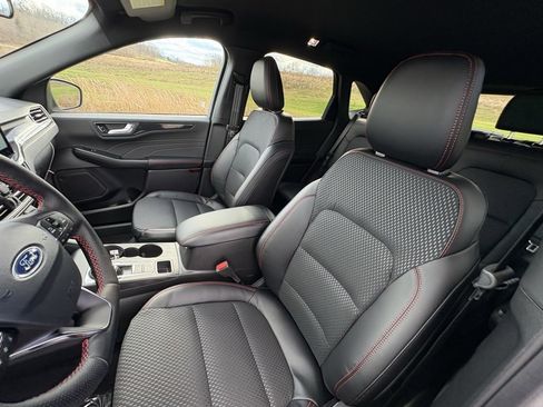 New 2026 Ford Escape ST-Line w/ Tech Pack #1 image 39