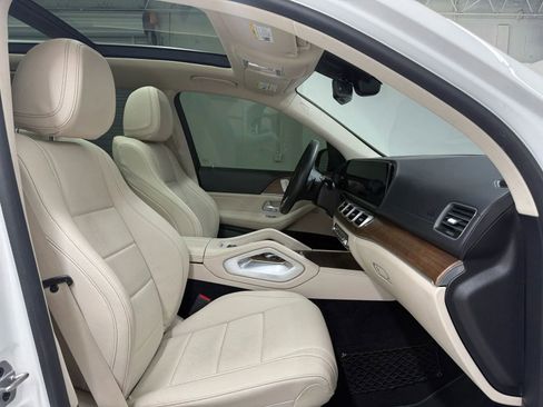 Used 2021 Mercedes-Benz GLS 450 4MATIC image 14