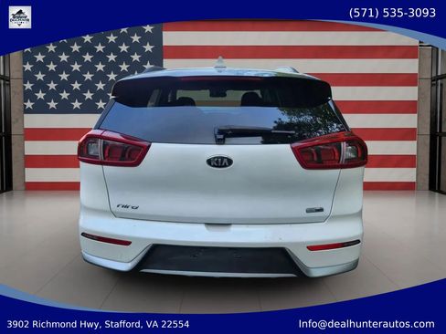 Used 2018 Kia Niro LX FWD image 8