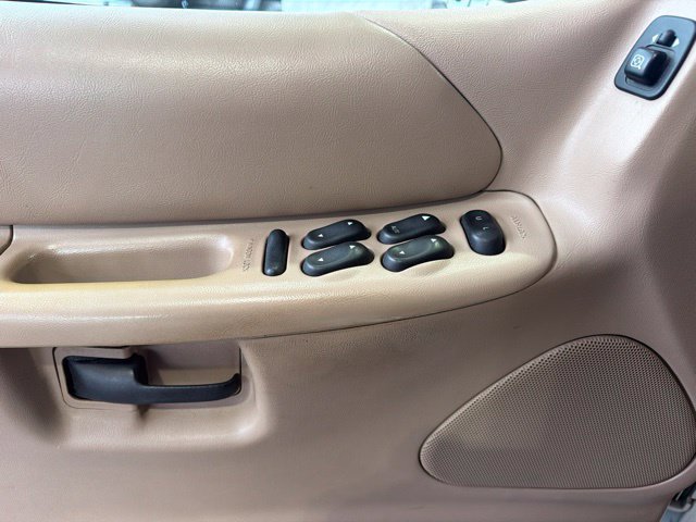 Used 2000 Ford Explorer Eddie Bauer AWD/4WD image 14