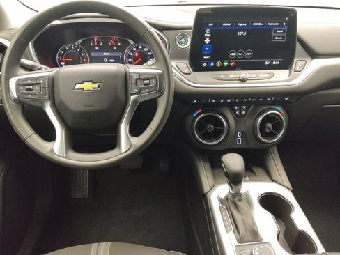 Used 2024 Chevrolet Blazer LT w/ Convenience Package FWD image 22