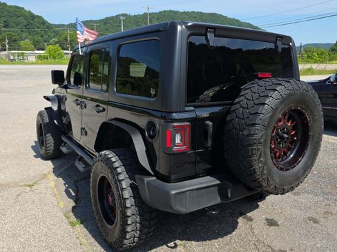 Used 2022 Jeep Wrangler Unlimited Sport AWD/4WD image 8